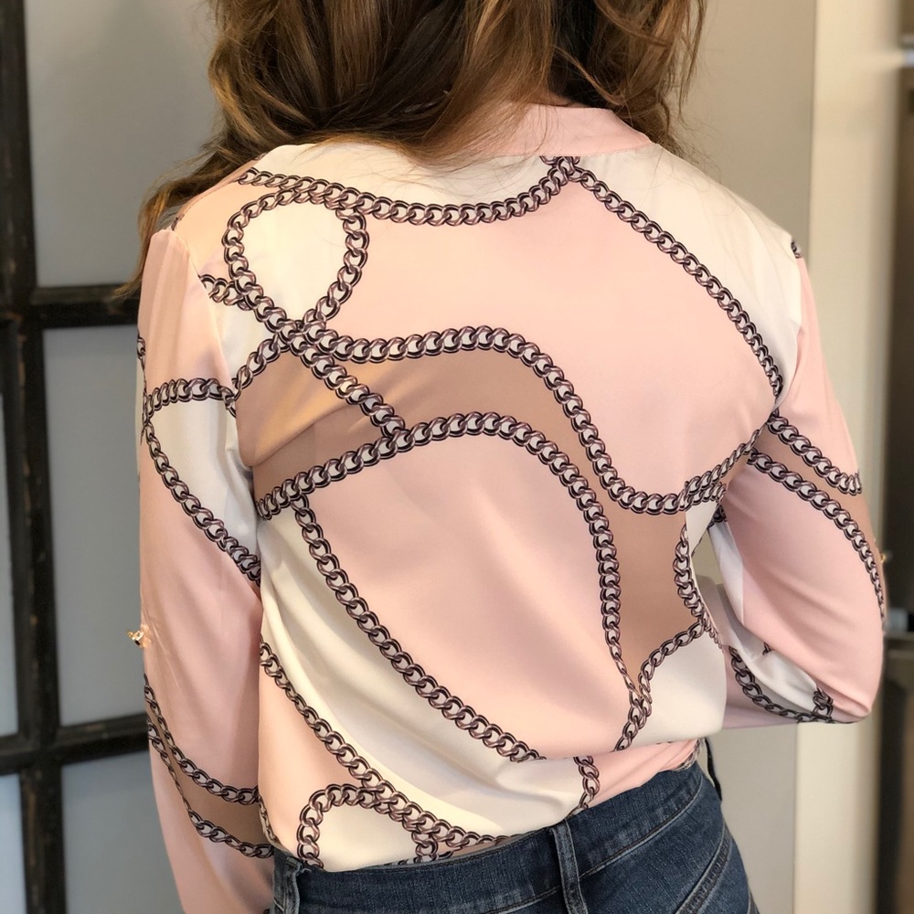 Chain link pattern blouse